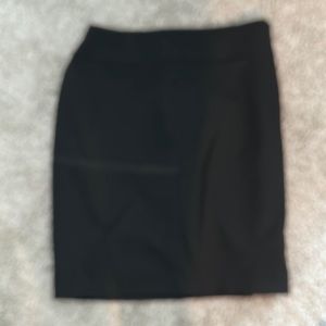 Limited black skirt
